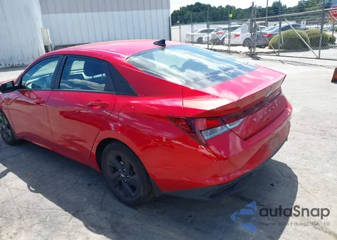 2022 Hyundai Elantra Sel z USA, uszkodzony, nr VIN 5NPLS4AG1NH073110